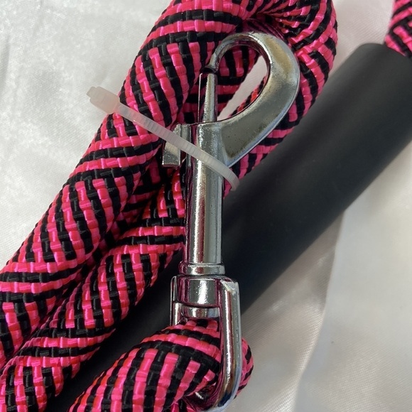 HALO Dog Black/Hot Pink 5FT Braided Rope Leash For Medium & Small Breeds NEW - Picture 8 of 12